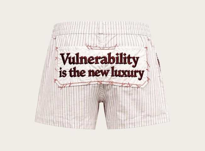 Shorts bordados